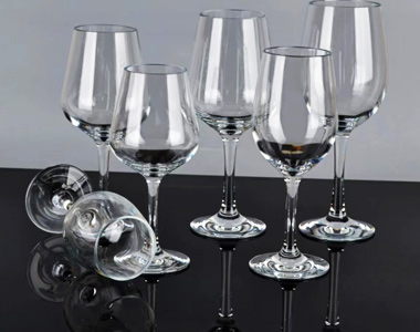Plastic Wine Cup